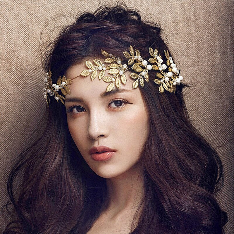 Diadema de boda retro con perlas hecha a mano.