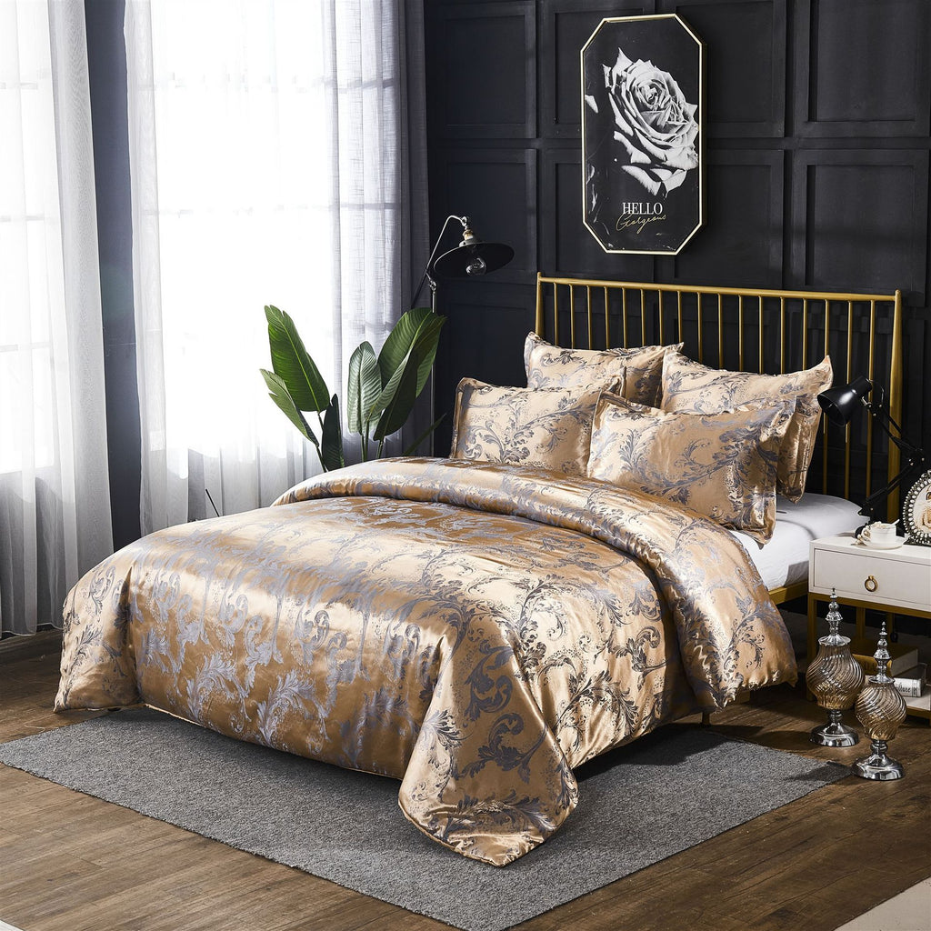 Two/Three-piece polyester bedding set.