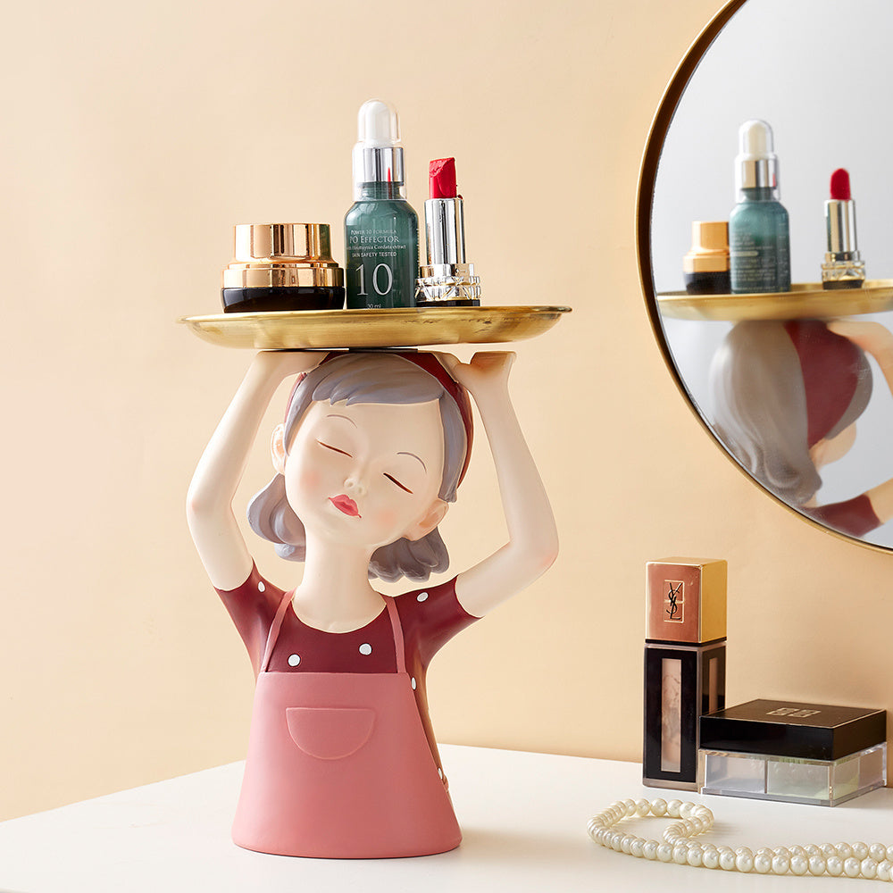 Ragazza in soggiorno - Decorazioni per la casa