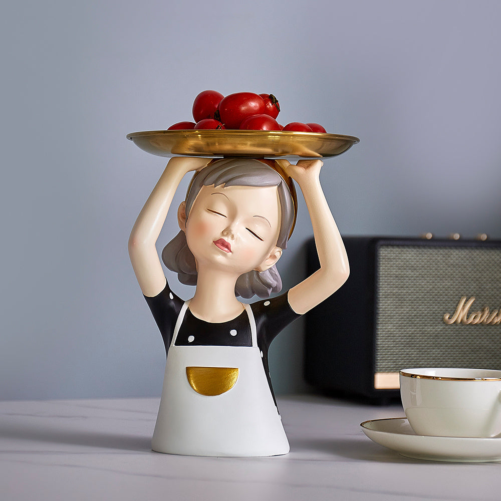 Ragazza in soggiorno - Decorazioni per la casa