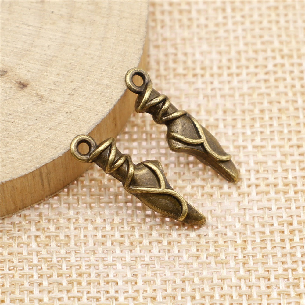 Ciondoli multicolore a forma di scarpe da ballerina, 23x6x4 mm, 1,4 g