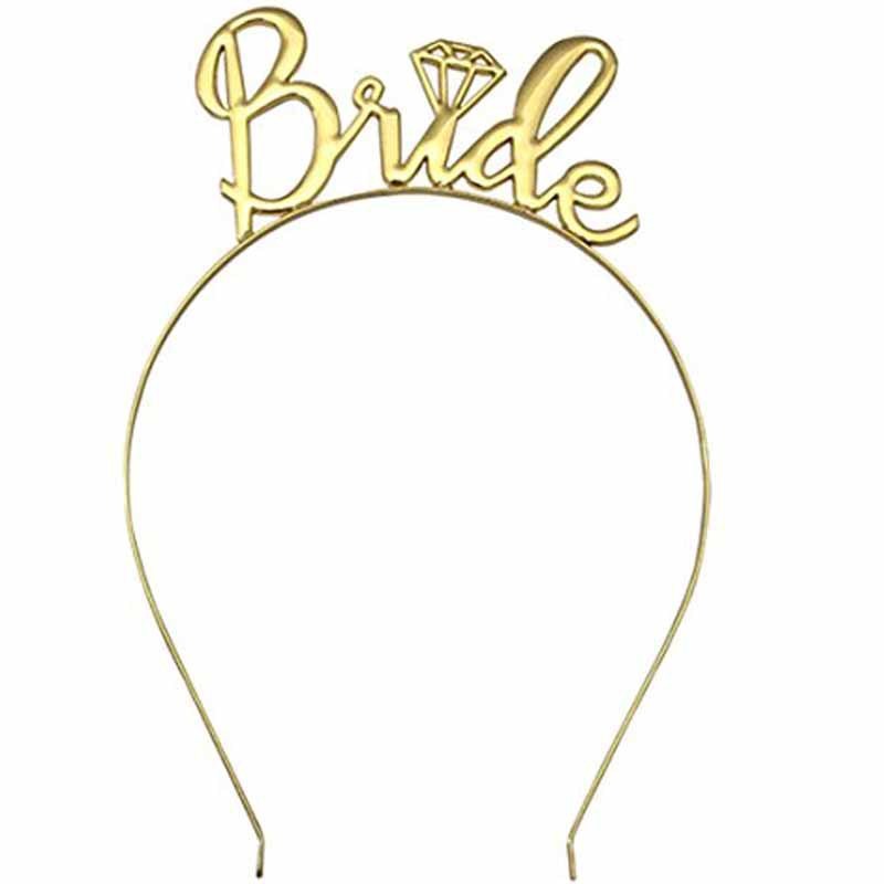 Velo de novia, ropa de noche para la novia.