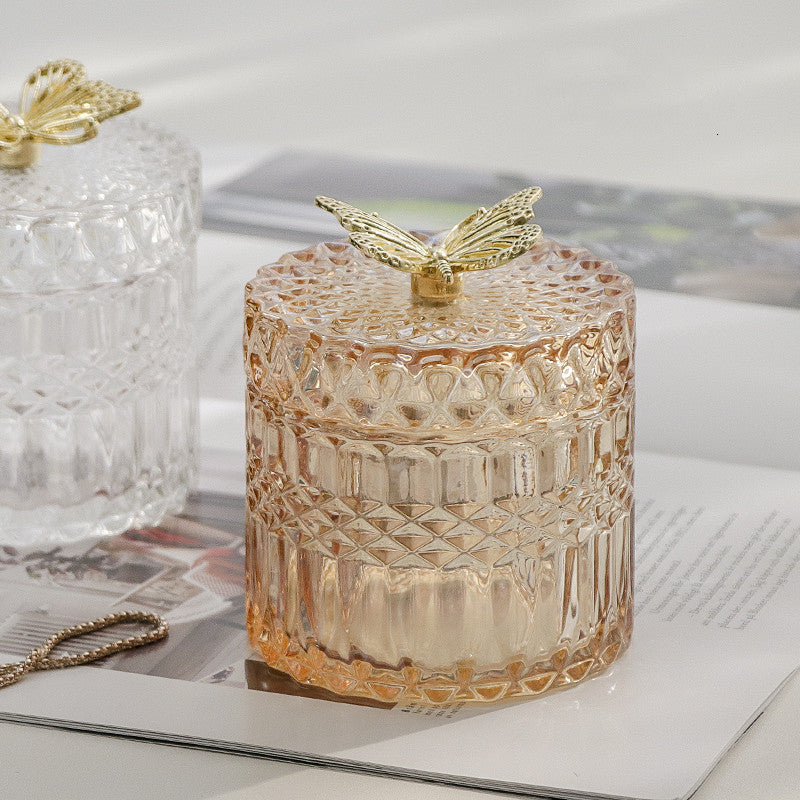 Barattolo di vetro con farfalla