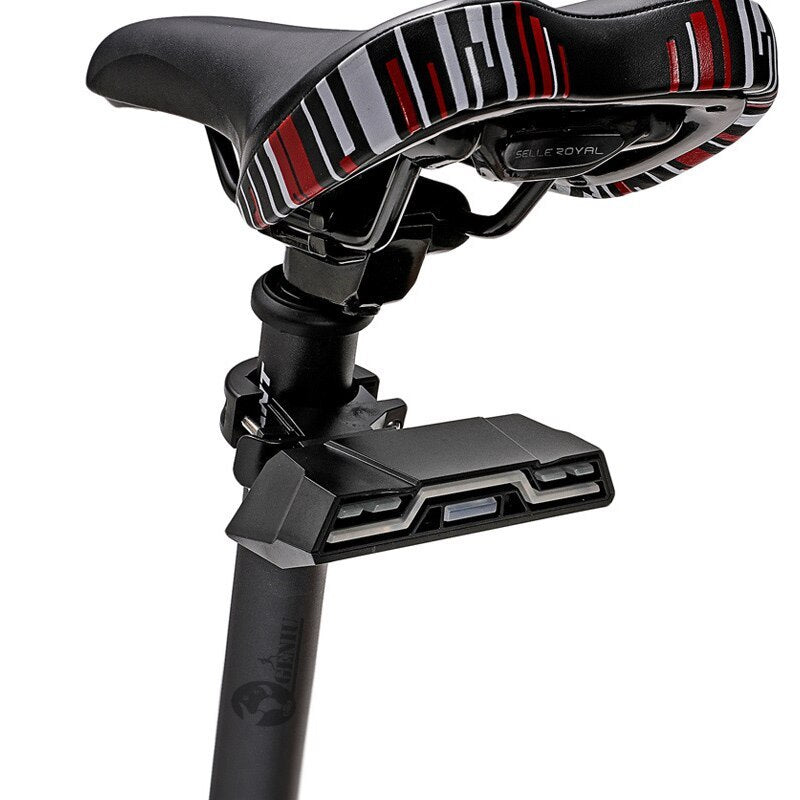 Fanale posteriore per bicicletta impermeabile Fanale posteriore ricaricabile tramite USB Fanale posteriore per bicicletta 3 colori 