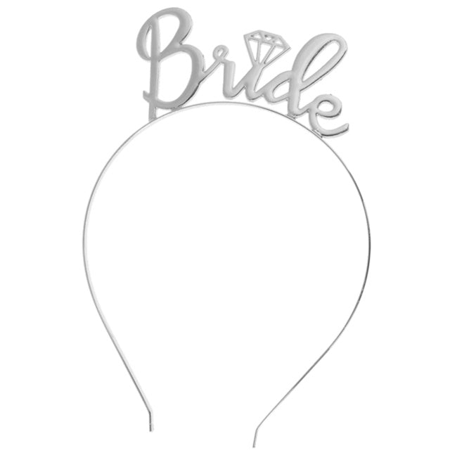 Velo de novia, ropa de noche para la novia.