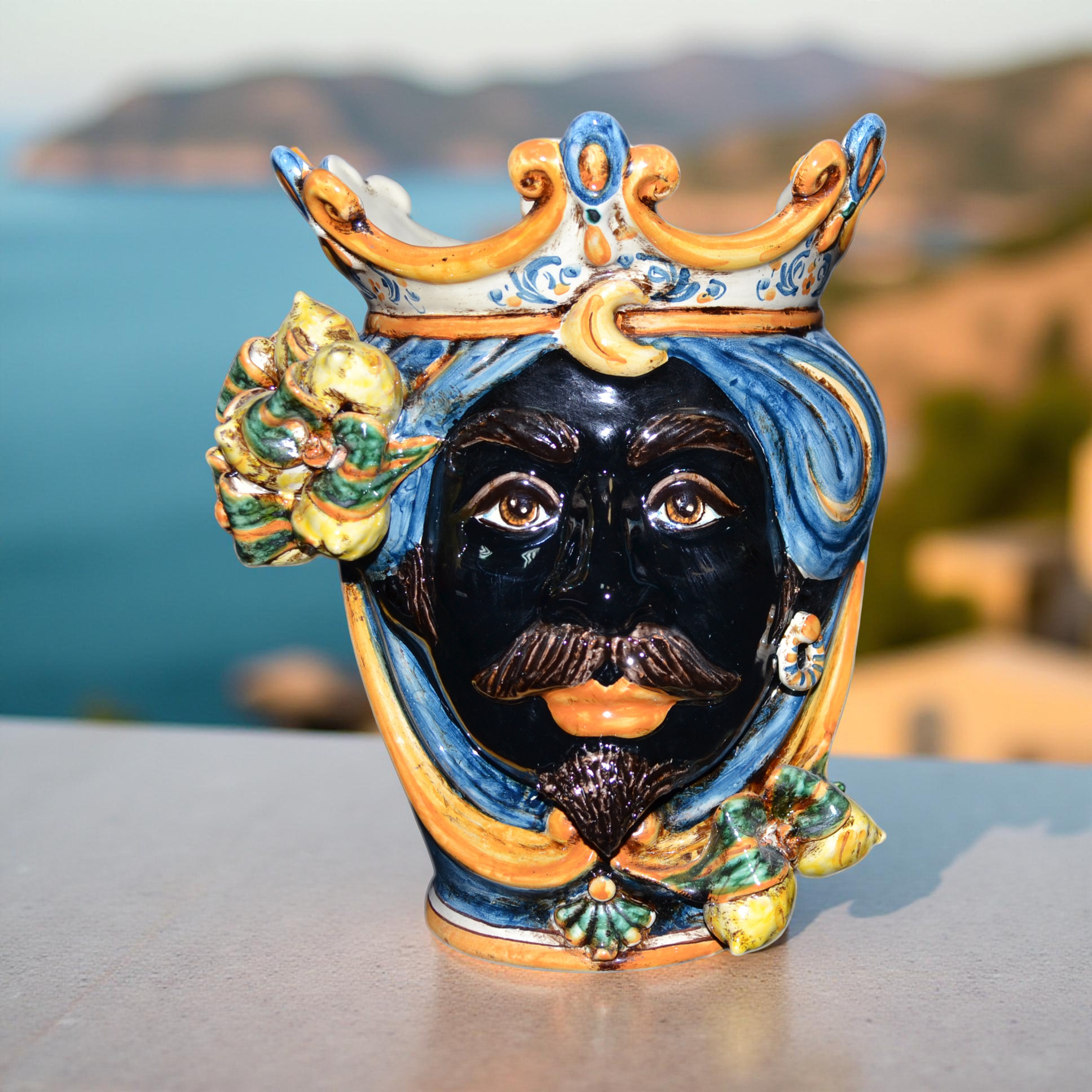 Testa h 25 cm limoni blu e arancio maschio moro