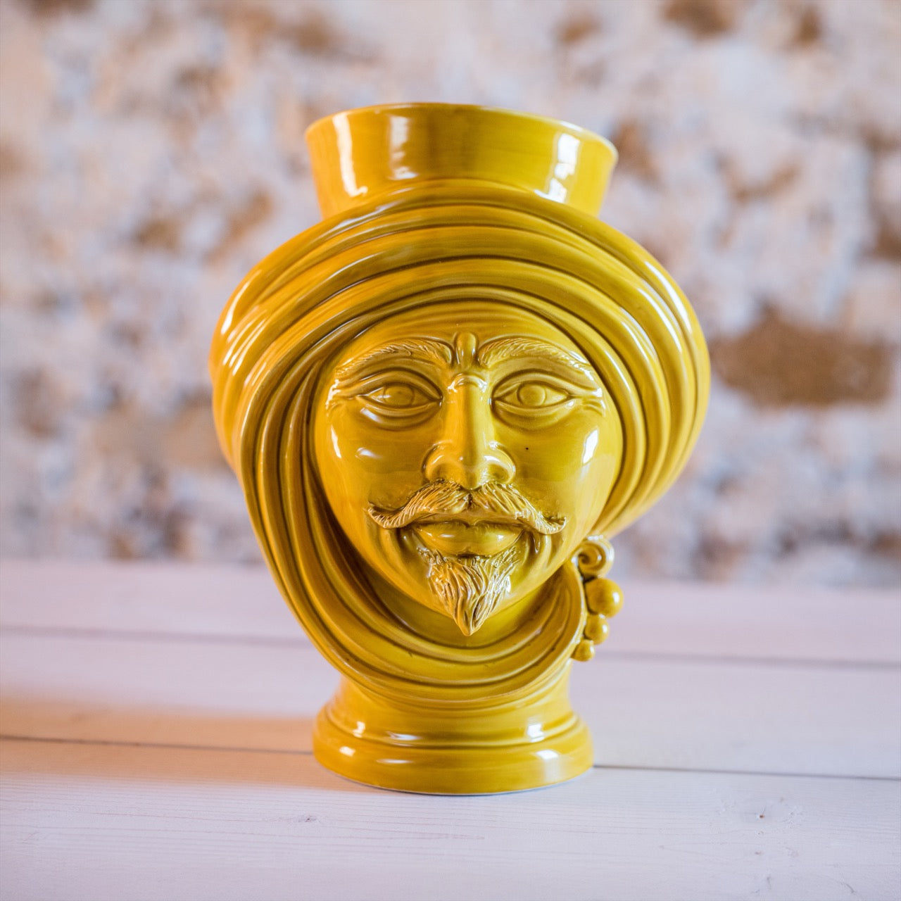 Testa di Moro Uomo H 30 Senape - Cerámica monocromática moderna