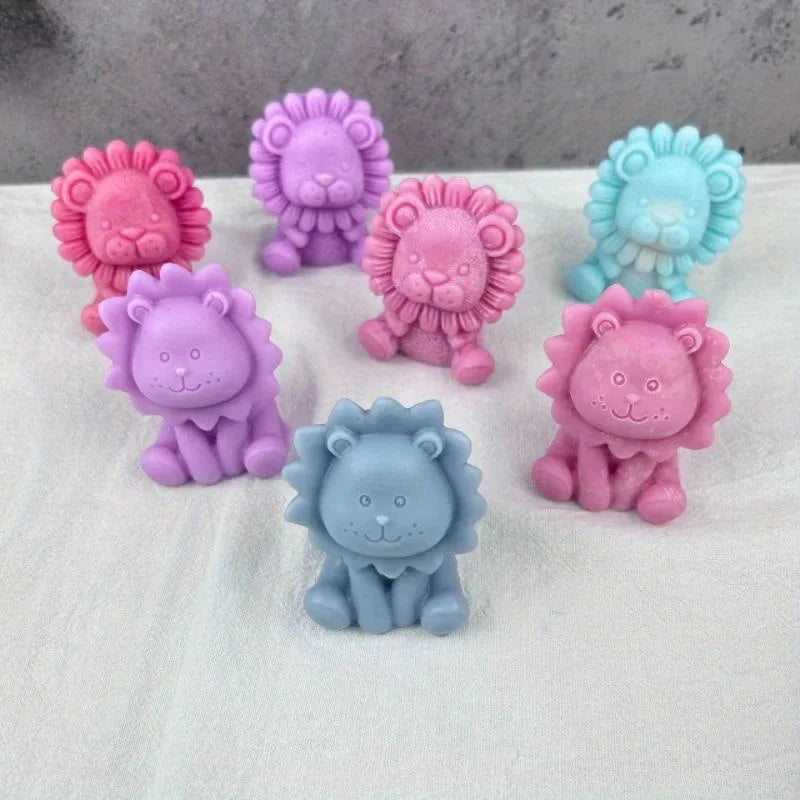 Lion Silicone Candle Mold Size: 7.2*6*3