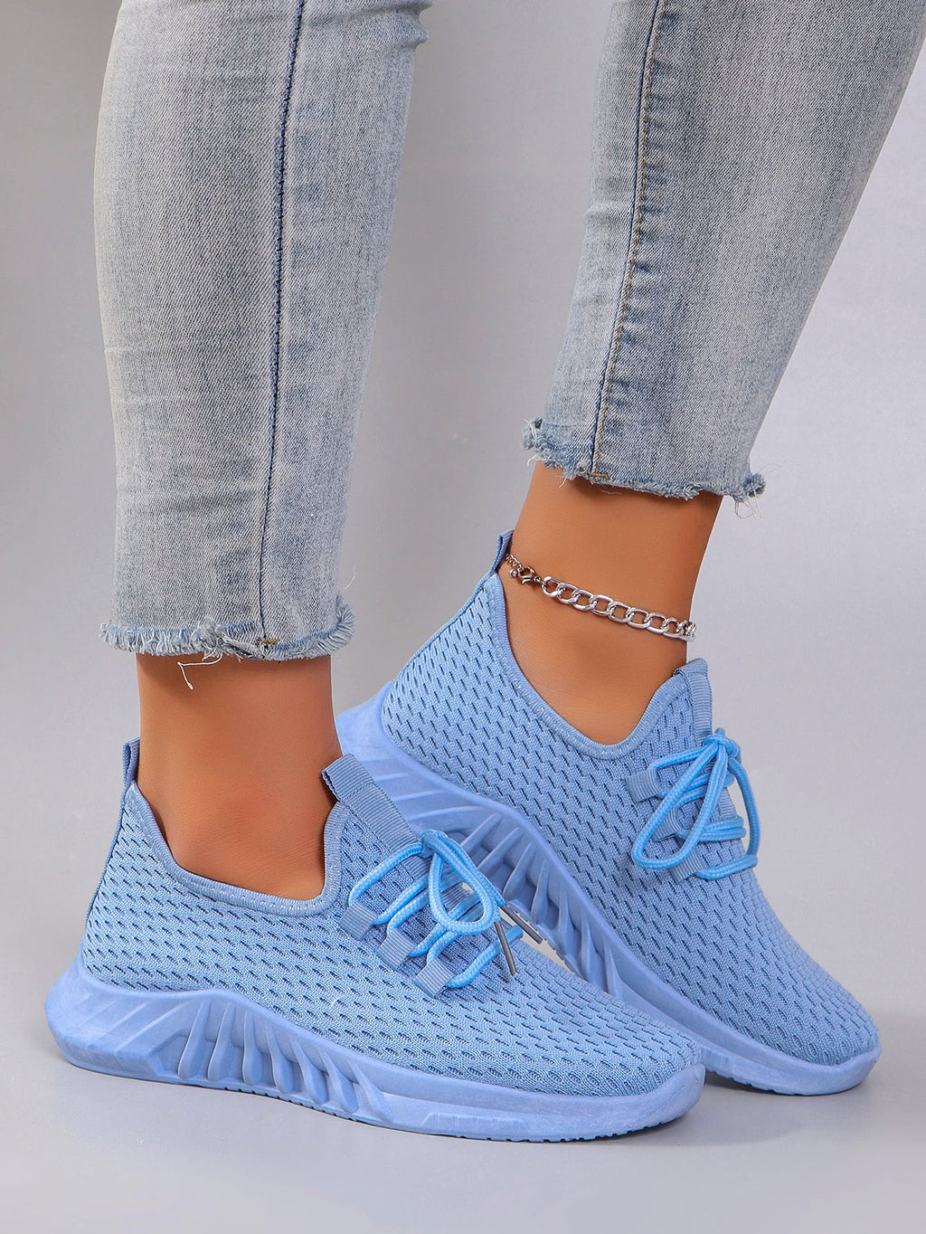 Scarpe basse estive da donna in rete traspirante