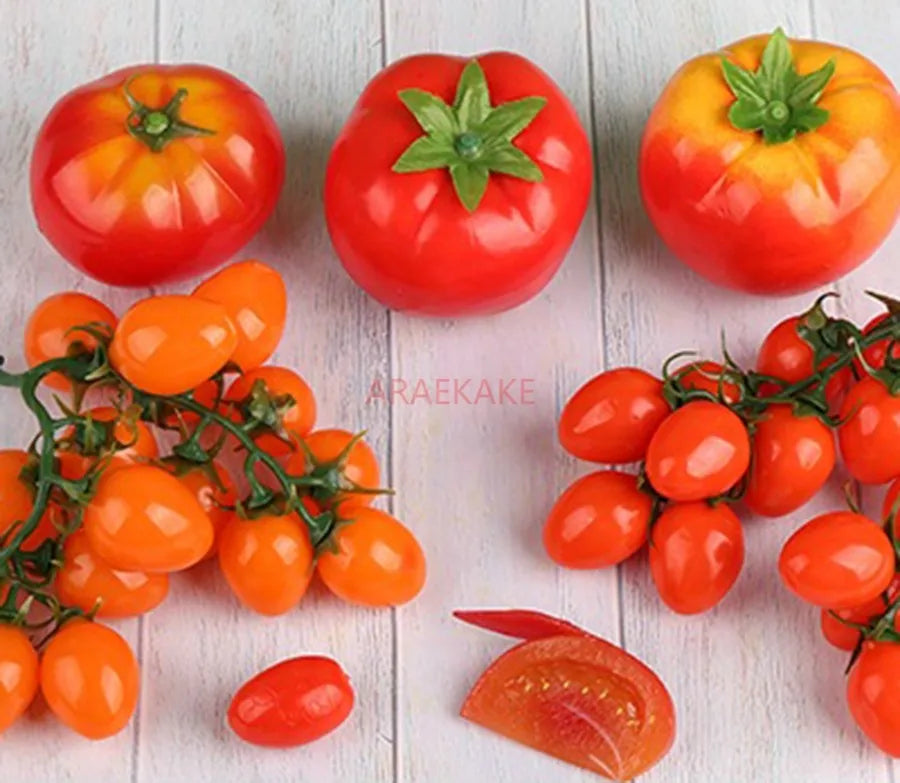 Hochrealistisches Tomaten-Gemüseschaummodell, künstliche Tomate.