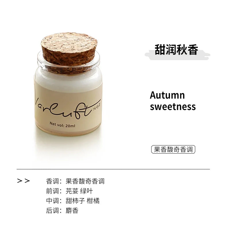 Candela di cera di soia per aromaterapia in formato mini.