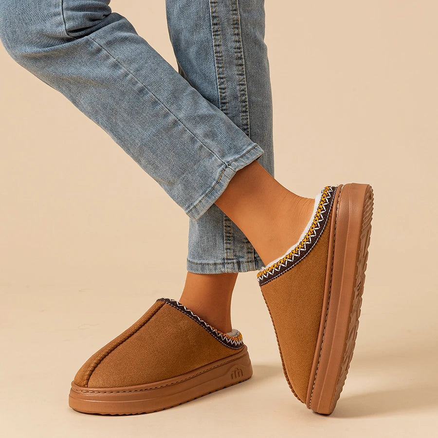 Pantofole invernali da donna alla moda con pelliccia morbida antiscivolo e suola morbida per il tempo libero