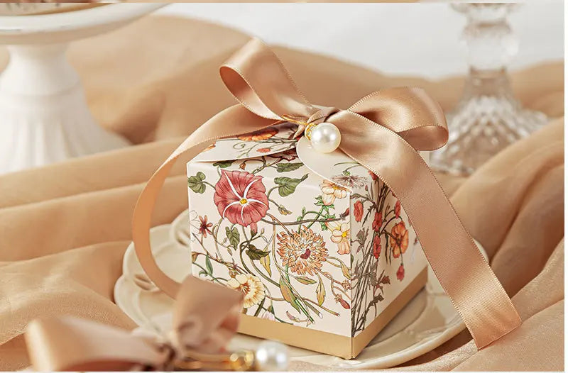 New Mori Series Hand-painted Plant With Ribbon Wedding  Box 20/50pcs