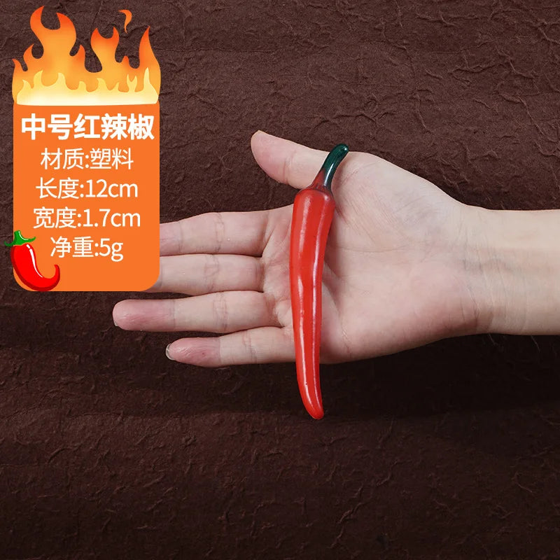 Künstliche Dekorationen, simuliertes Gemüse.