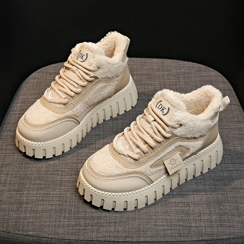 Nuove scarpe invernali calde in cotone da donna con suola spessa in pelliccia di peluche
