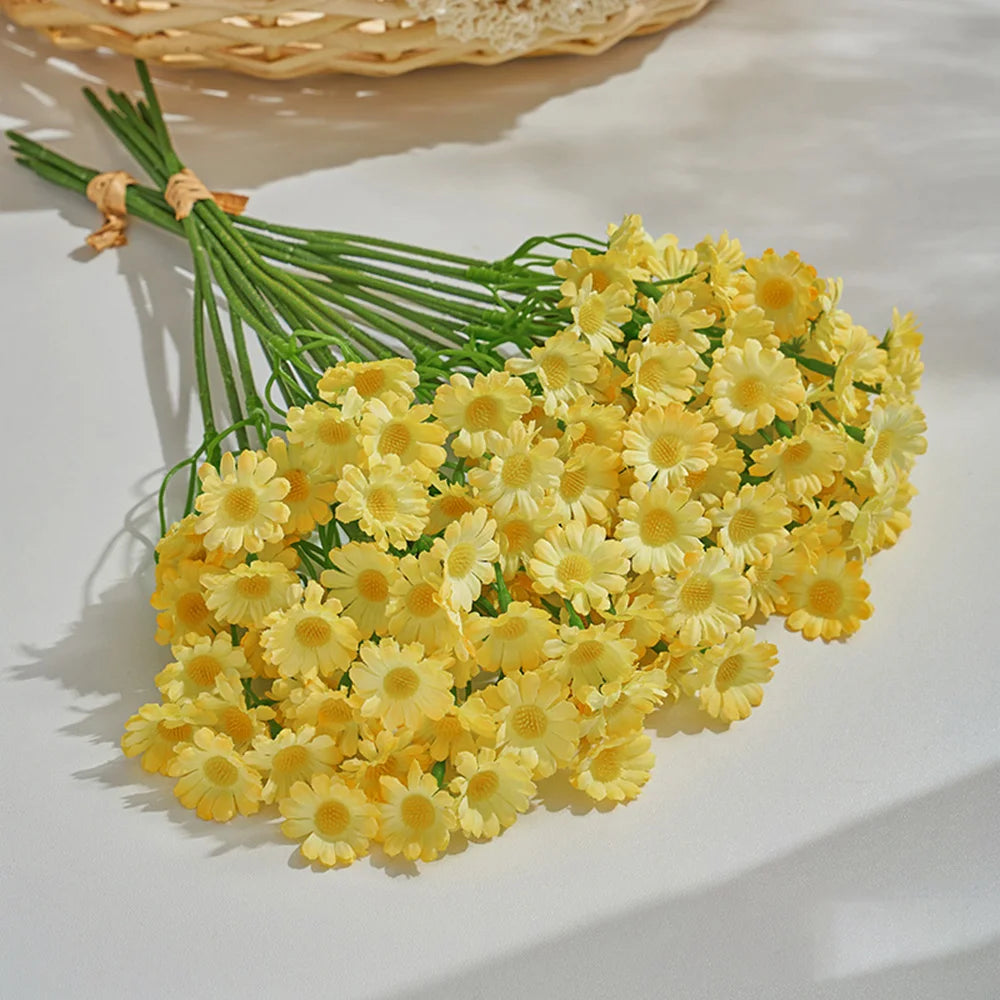 Bouquet di margherite per decorare la tavola e la casa.