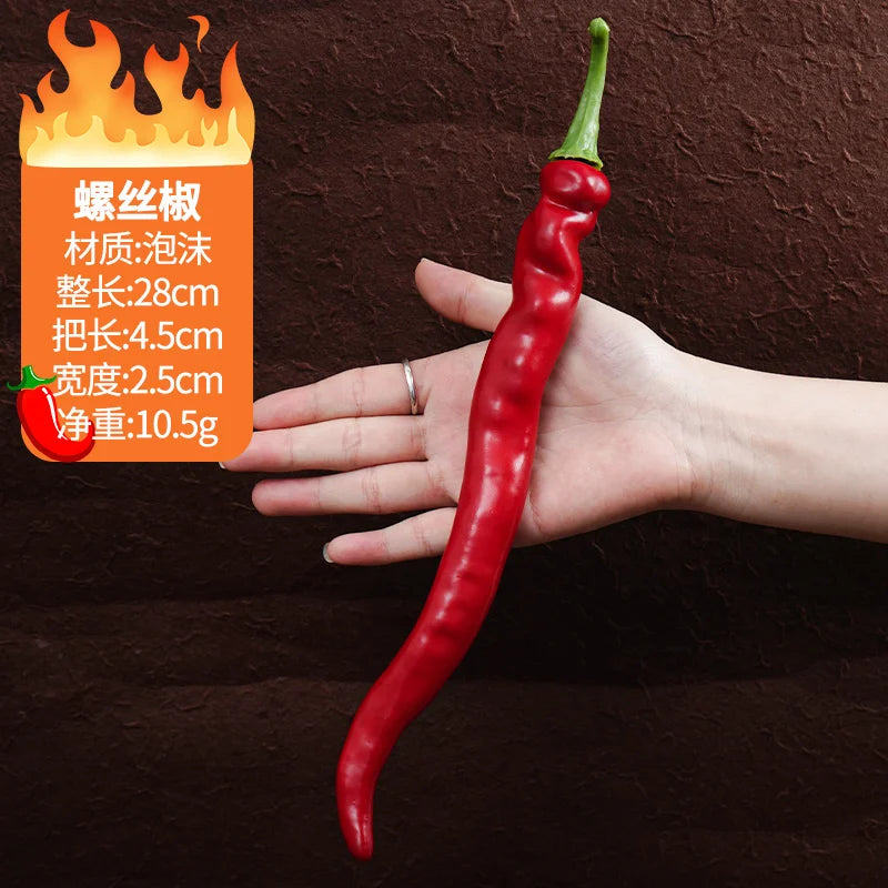 Künstliche Dekorationen, simuliertes Gemüse.