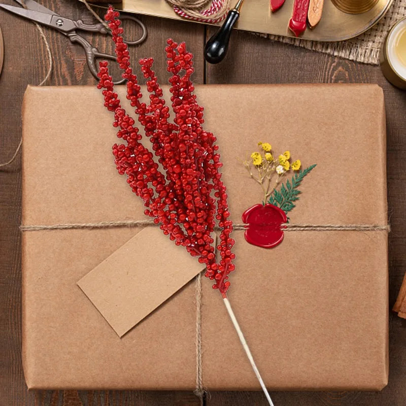 Nueva rama de bayas rojas navideñas de acebo artificial para decoración del hogar. 