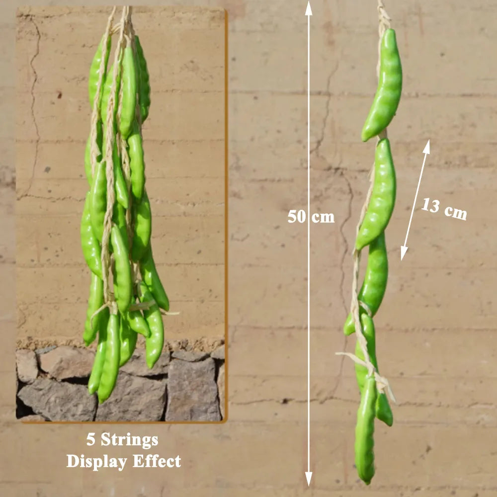 Künstliche Schnüre bilden verschiedene Gemüse- und Obstsorten nach.