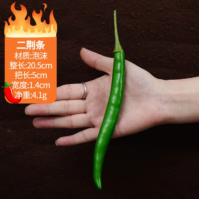 Künstliche Dekorationen, simuliertes Gemüse.