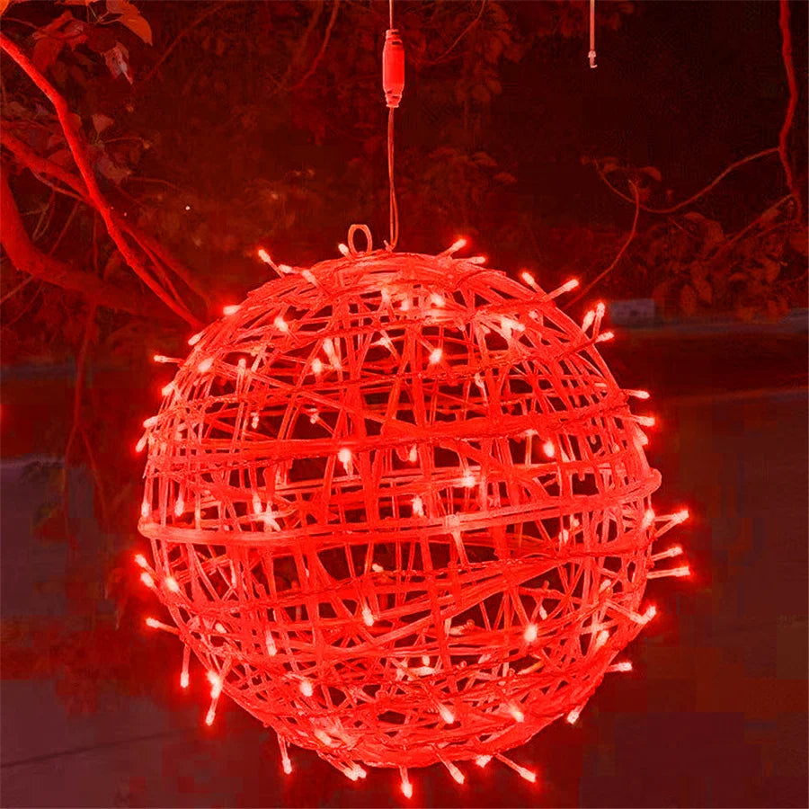 Cadena de luces navideñas LED de bolas de ratán para exterior, 20 cm y 30 cm.