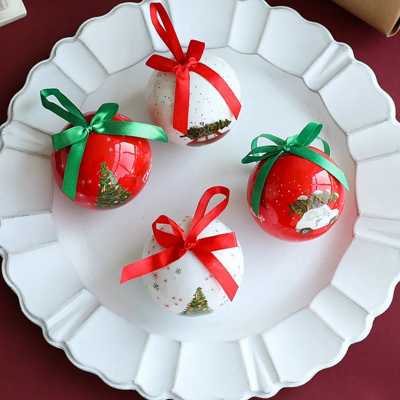 Colgante decorativo de bolas navideñas para el festivo árbol de Navidad.