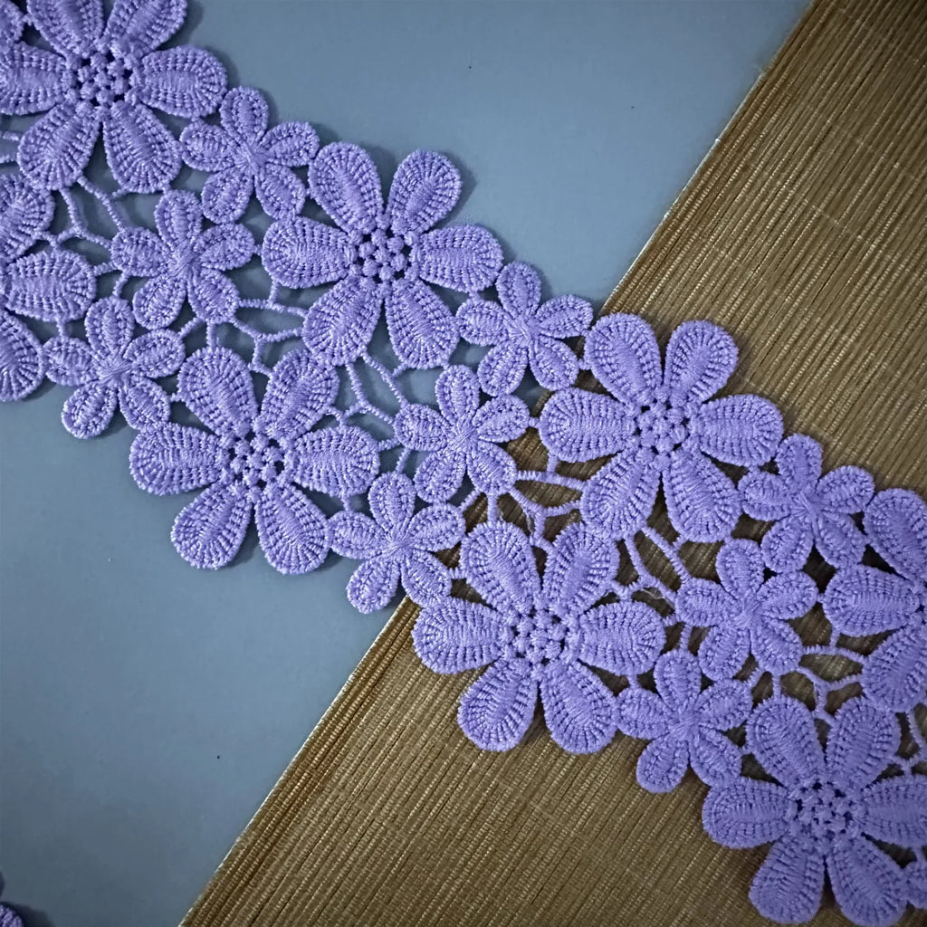 Nastro di pizzo ricamato in cotone con pizzo squisito