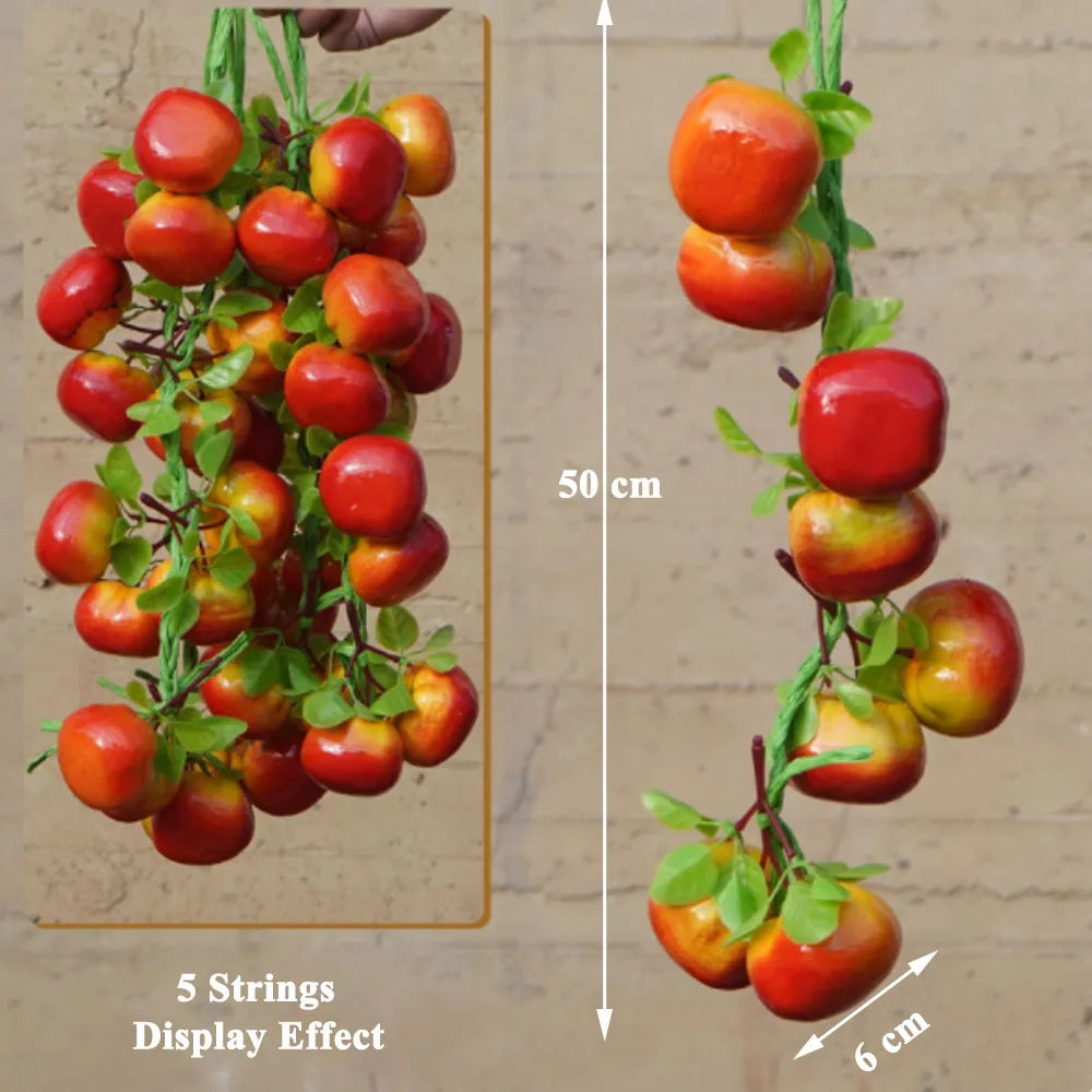 Künstliche Schnüre bilden verschiedene Gemüse- und Obstsorten nach.