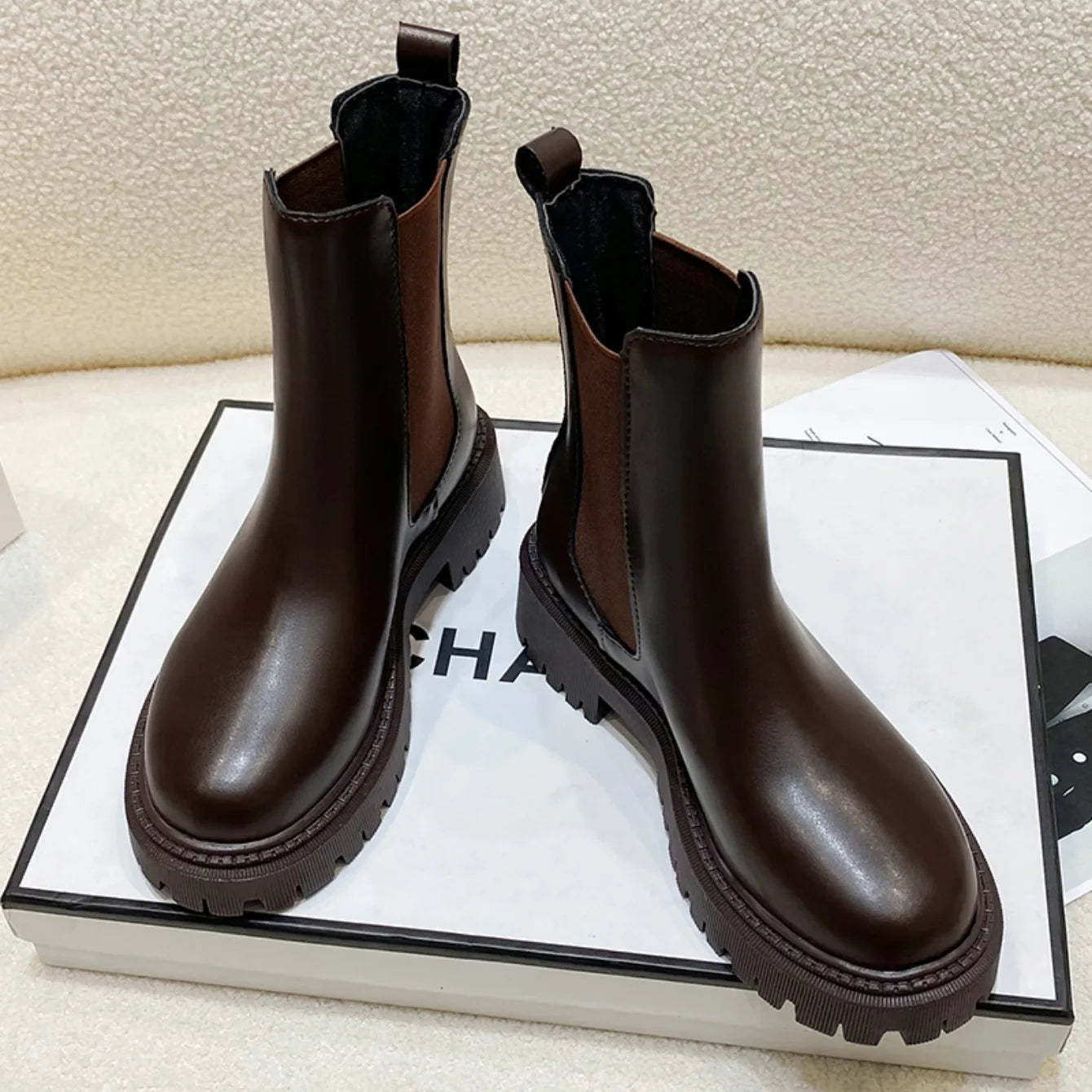 Scarpe invernali comode da donna con suola spessa