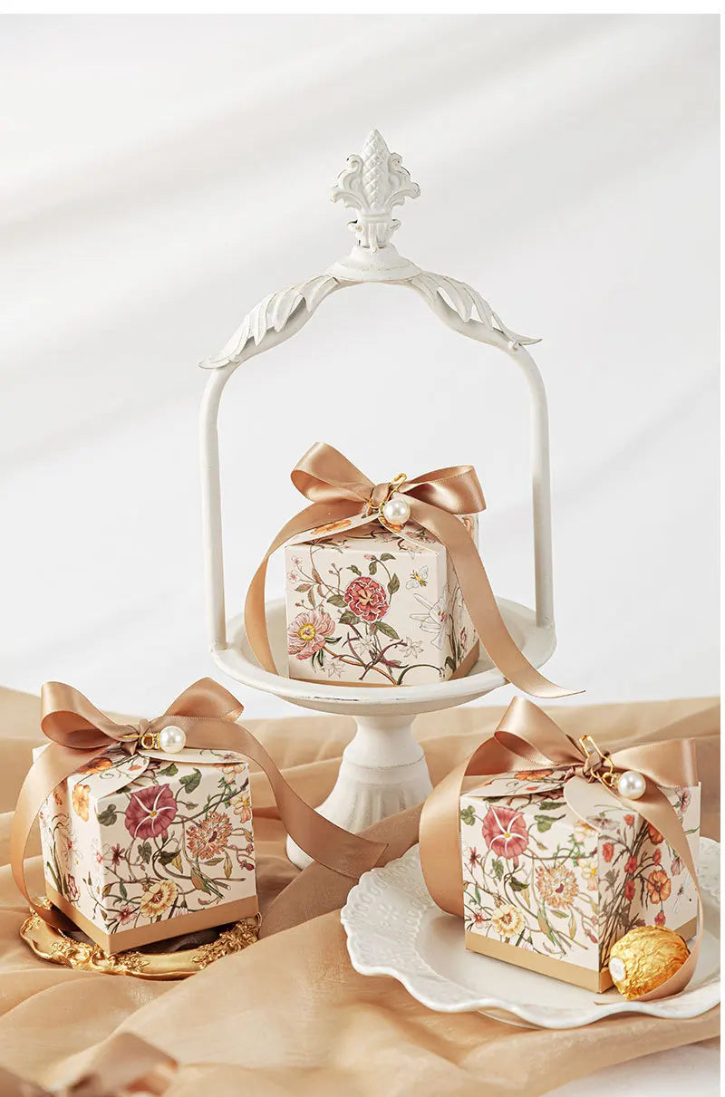 New Mori Series Hand-painted Plant With Ribbon Wedding  Box 20/50pcs