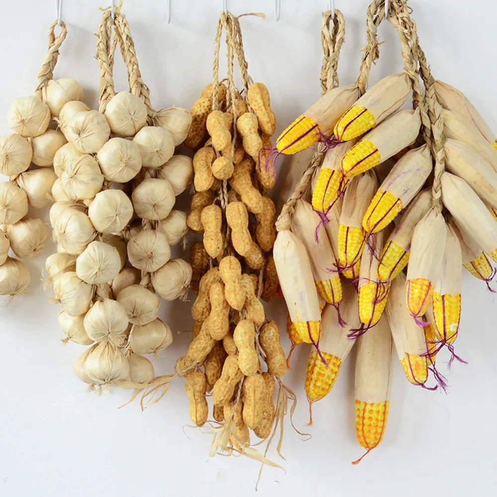 Künstliche Lebensmittel und Gemüse, dekoratives Obst, naturgetreue Schaumstoffdekoration.