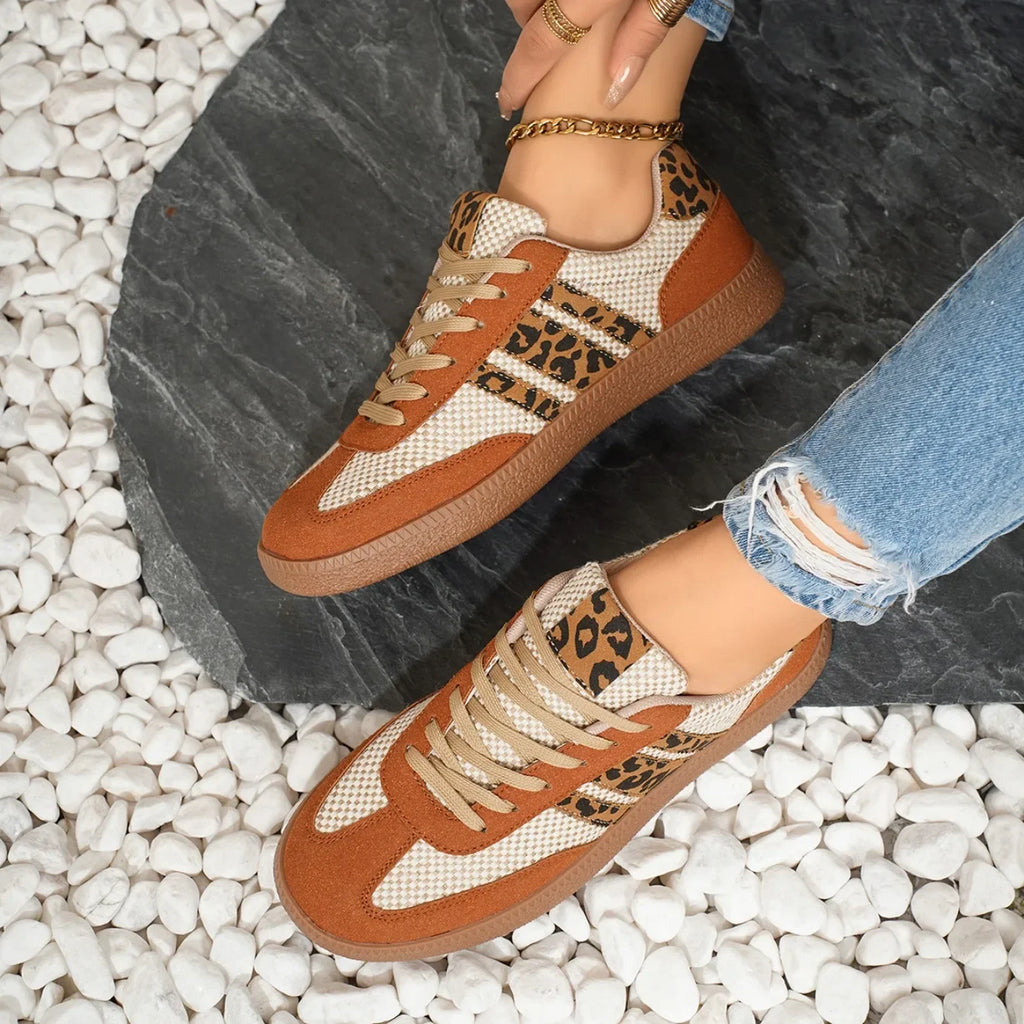 Nuove scarpe comode di lusso firmate alla moda