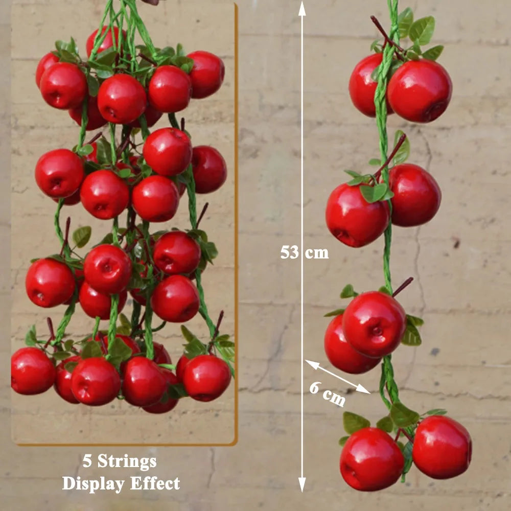 Künstliche Schnüre bilden verschiedene Gemüse- und Obstsorten nach.