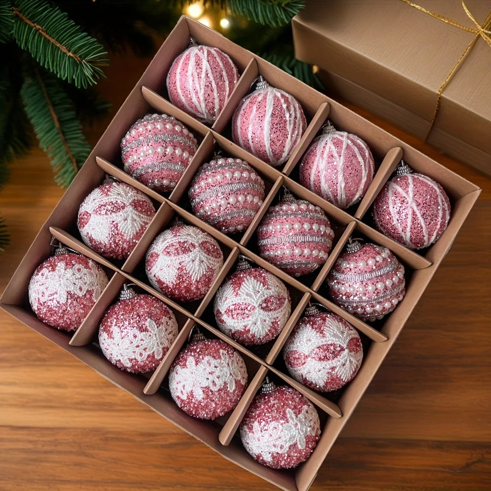 16 palline di Natale decorative da appendere, realizzate a mano e di alta qualità.