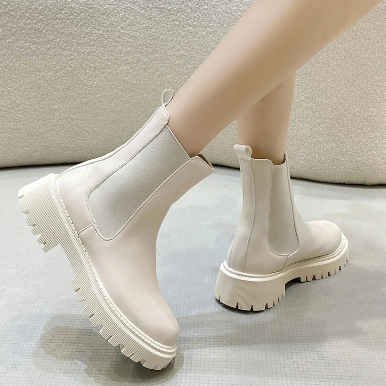 Scarpe invernali comode da donna con suola spessa