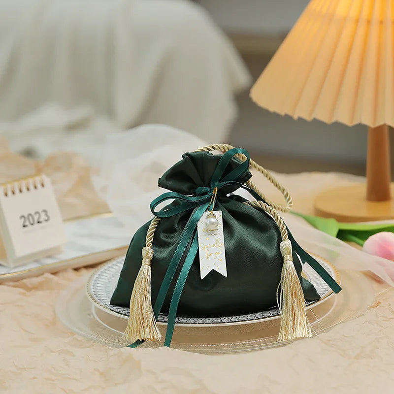 Luxury Packing Drawstring Velvet Pouch Sachet Gift.