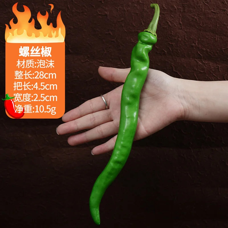 Künstliche Dekorationen, simuliertes Gemüse.