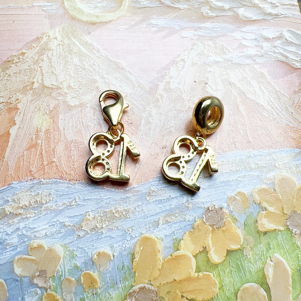 Ciondolo pendente placcato oro numero 18 in argento sterling 925