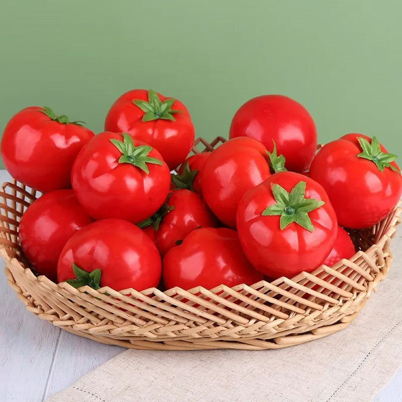Hochrealistisches Tomaten-Gemüseschaummodell, künstliche Tomate.