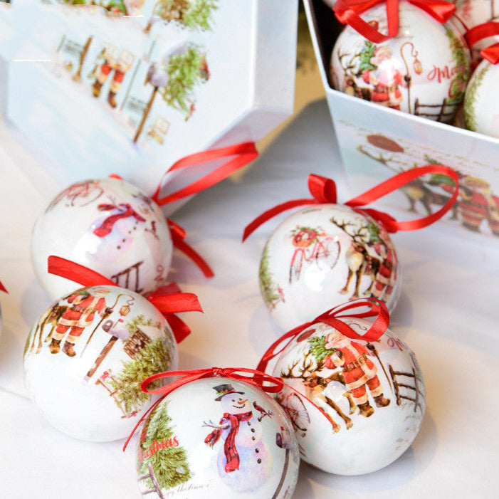 Palline di Natale in scatola decorata con stampa.