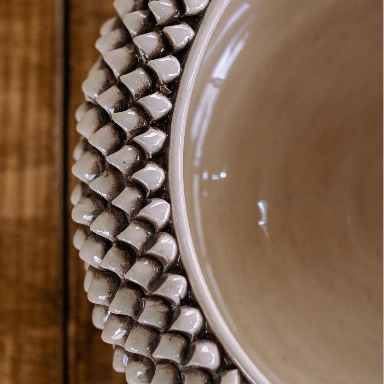 Alzata a Pigna d. 25/33 cm Madreperla Antichizzato aus Keramik von Caltagirone