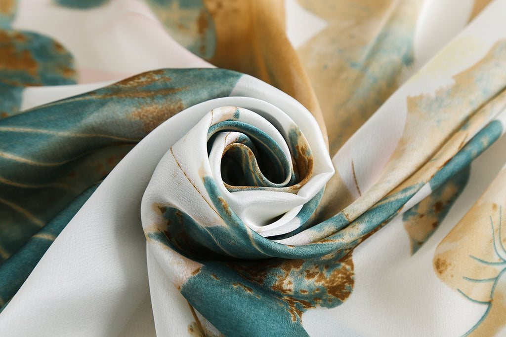 Telo da spiaggia con protezione solare in seta stampata