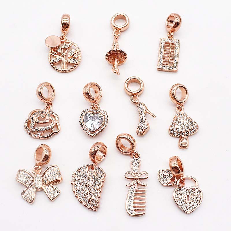 Ciondoli con perline distanziatrici a foro largo placcate in oro 14 carati e rame