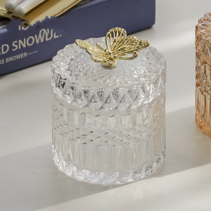 Barattolo di vetro con farfalla