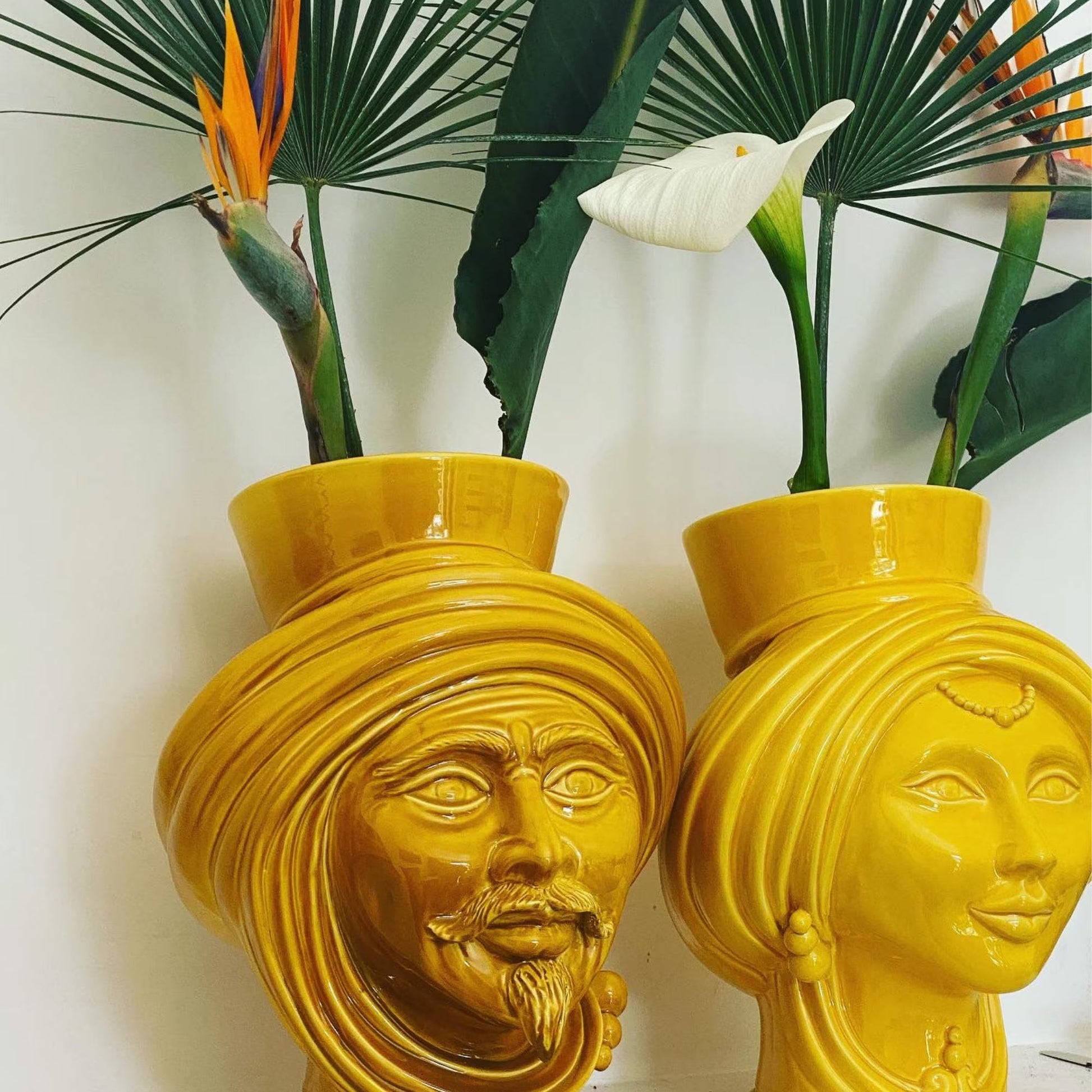 Testa di Moro Donna H 30 Senape - Cerámica monocromática moderna